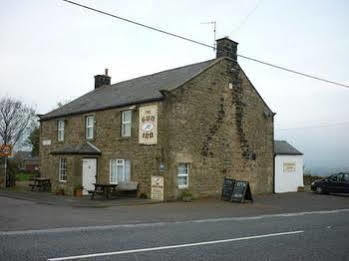The Gun Inn Ridsdale Экстерьер фото
